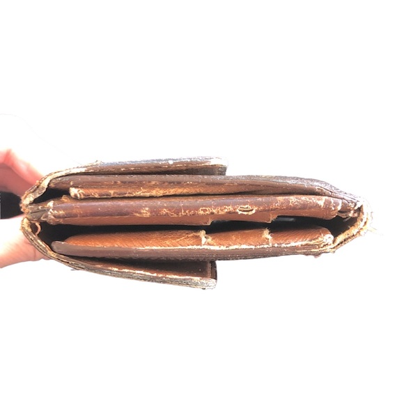 Vintage Louis Vuitton trifold wallet - Picture 3 of 6